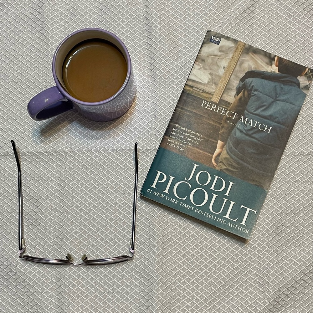 BOOK: 𝑃𝐸𝑅𝐹𝐸𝐶𝑇 𝑀𝐴𝑇𝐶𝐻 by Jodi Picoult